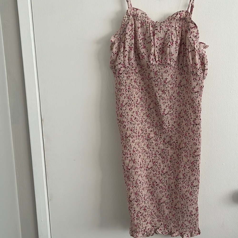 Never wore it. Was too big. Super stretchy